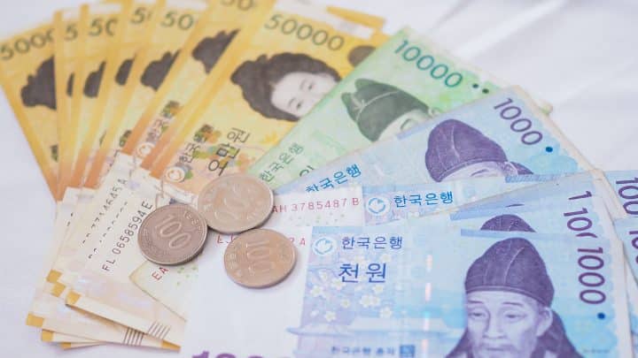 Korean won banknotes and coins